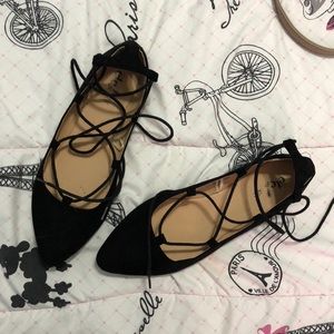 black lace up flats